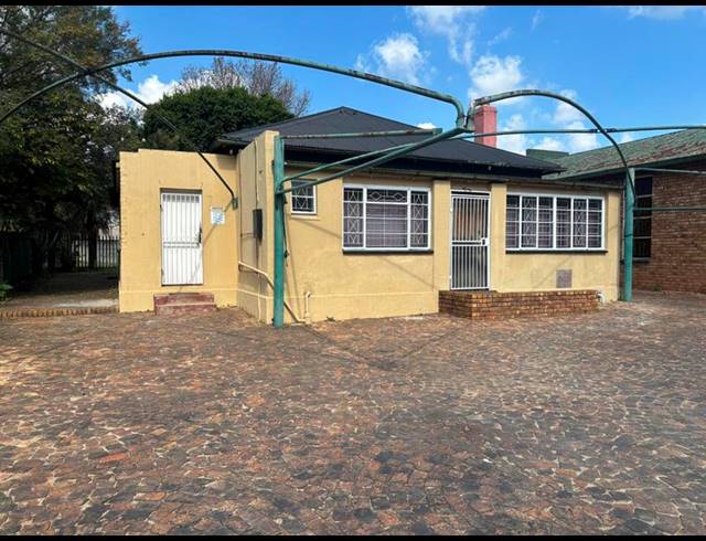 3 BEDROOM PROPERTY TO RENT IN BRAKPAN CENTRAL